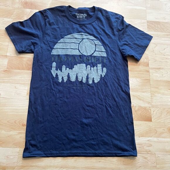 Thomas Rhett One Night Only Navy Blue Concert Short Sleeve Women’s Small - Picture 1 of 3